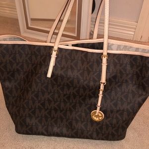 Michael Kors Tote